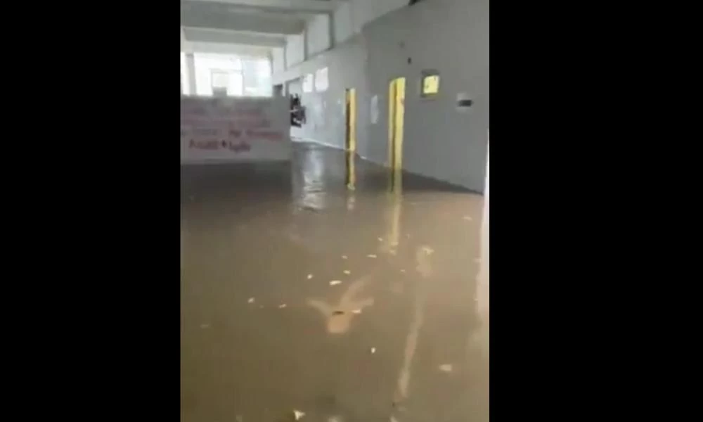 Εικόνες ντροπής από τα πανεπιστήμια που πλημμύρισαν (βίντεο)